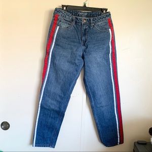 Zumiez Empyre Mom jeans size 28